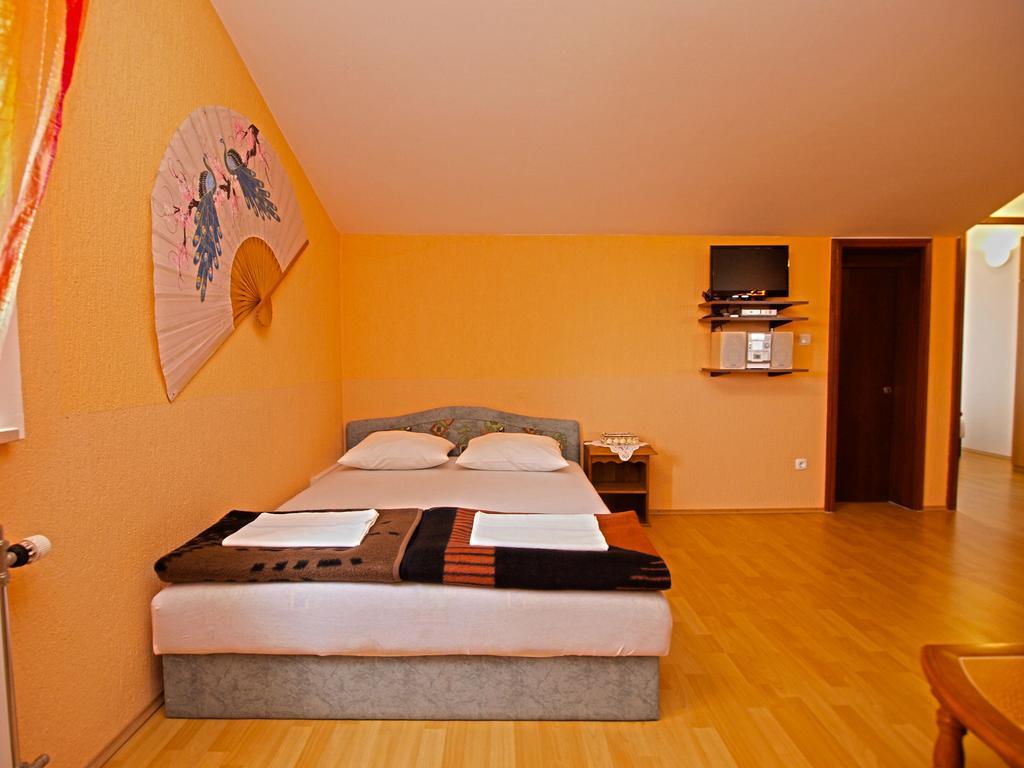 Apartments Denis 19 Fažana Buitenkant foto